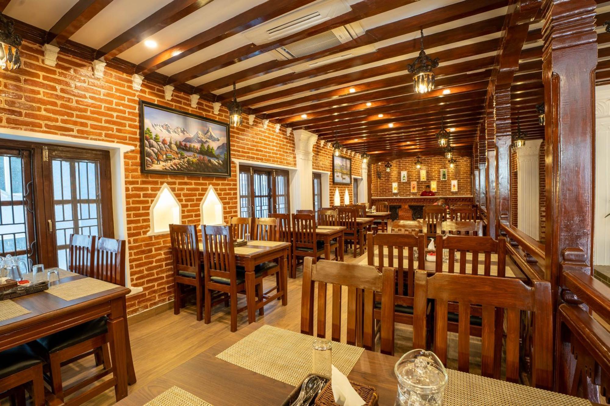 Airport Himalaya Boutique Hotel كاتماندو المظهر الخارجي الصورة